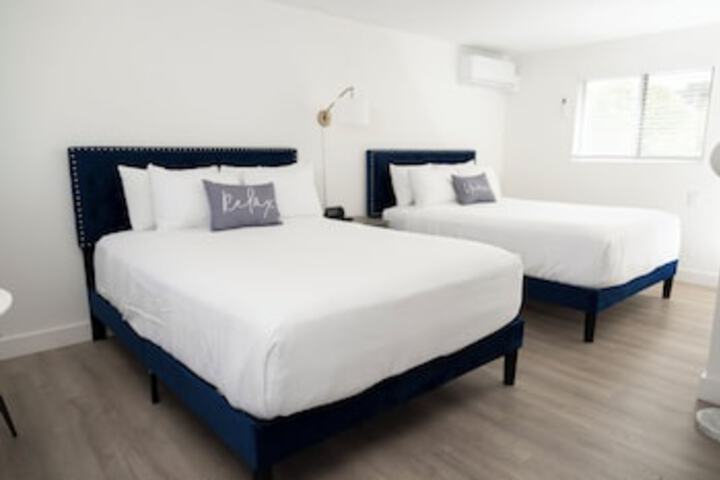 Room 43 of 114