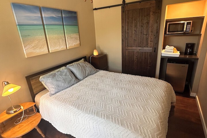 Room 123 of 252