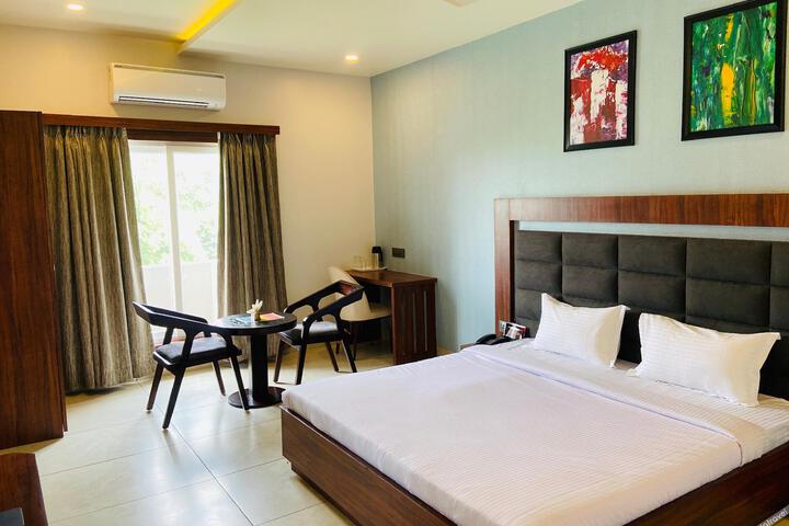 Hotel Grand Gulmohar
