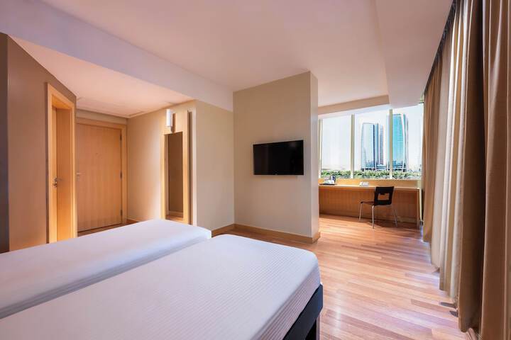 Room 20 of 74