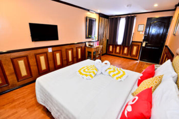 Room 7 of 23