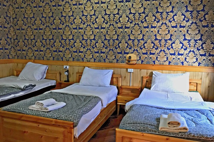 Room 5 of 30