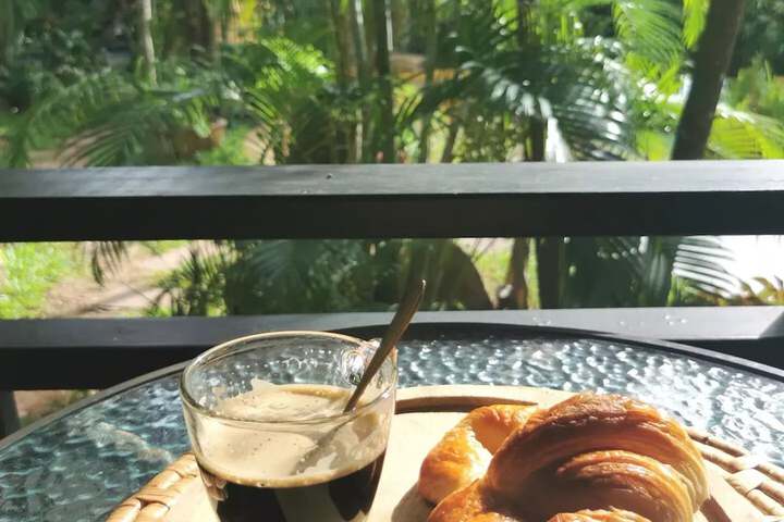 Breakfast/Coffee Service 38 of 50