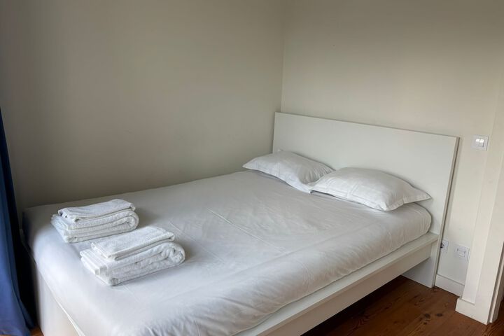 Room 43 of 287