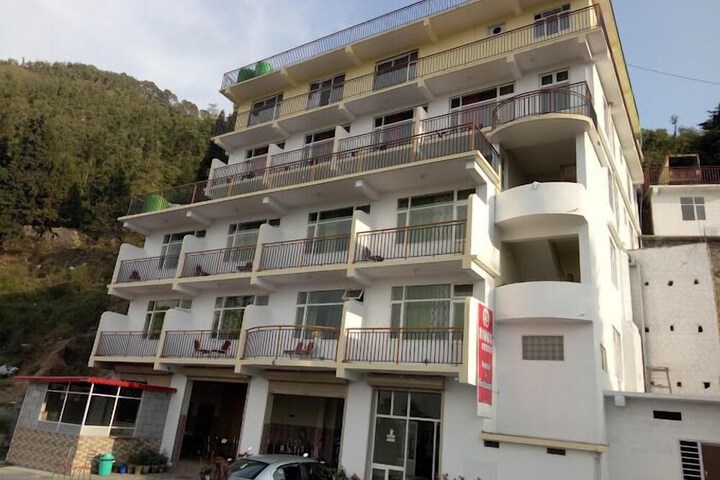 Hotel 11 of 12