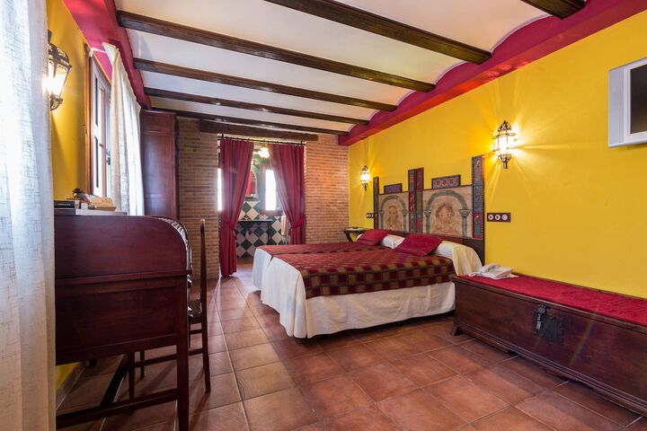 Room 5 of 21