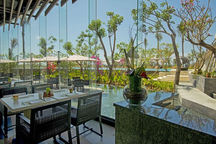 Dining 160 of 204