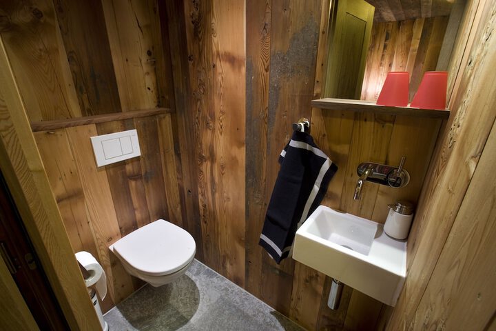 Bathroom Interior Photo