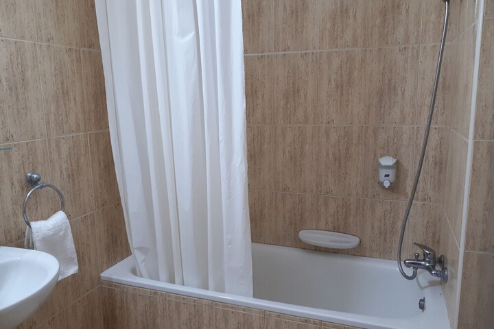 Room 54 of 61