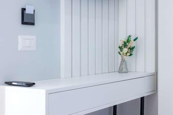 Room 2 of 18
