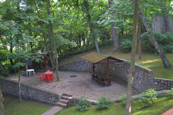 Photo 4