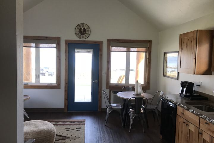 Room 33 of 66