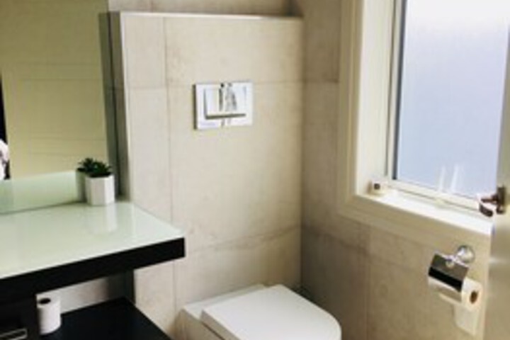 Room 5 of 20