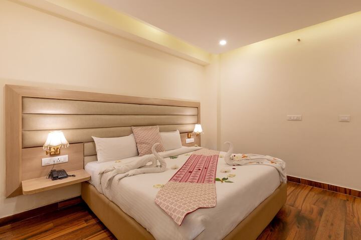 Room 26 of 53