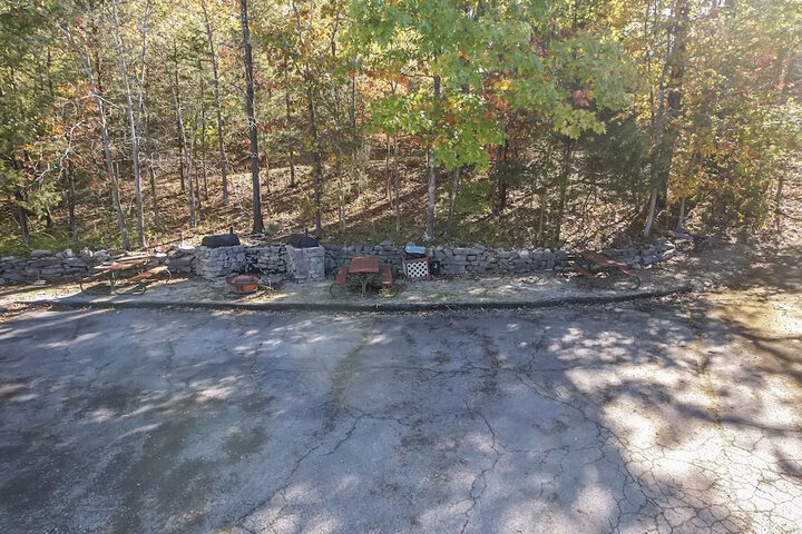 Property Grounds 28 of 31