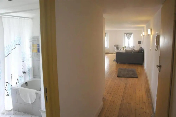 Room 7 of 15