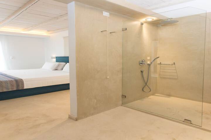 Room 113 of 187