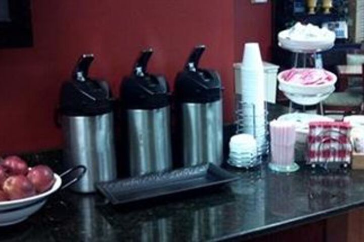 Breakfast/Coffee Service 11 of 24