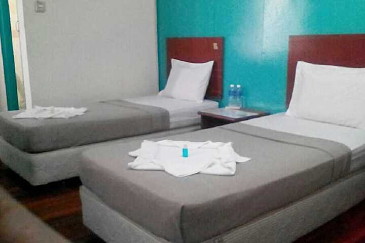 Room 19 of 28