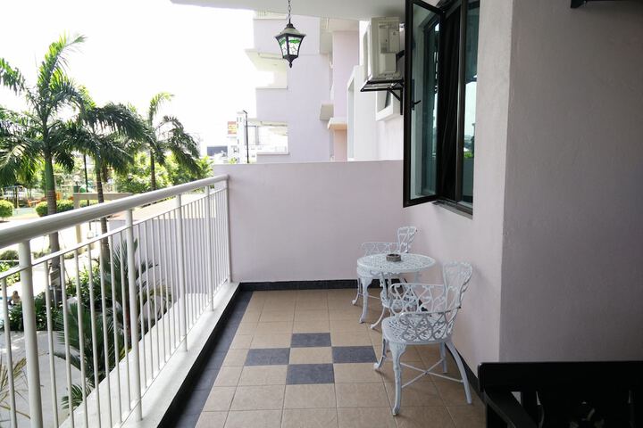 Terrace/Patio 22 of 47