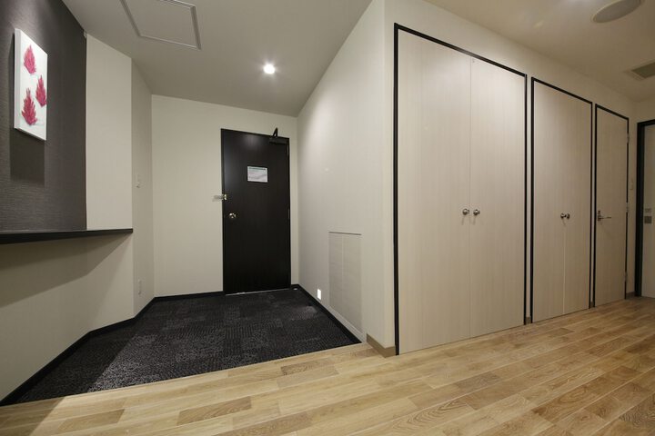 Room 21 of 178