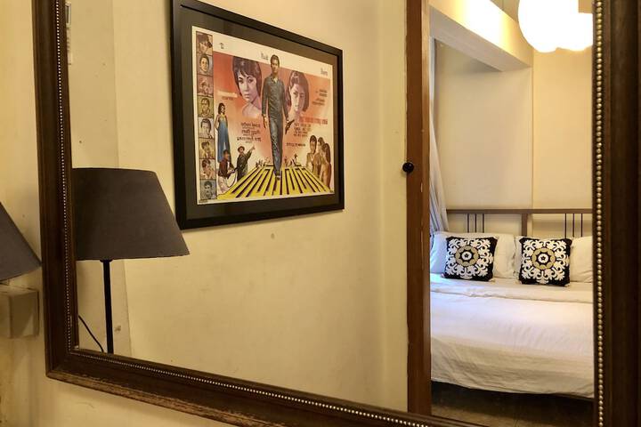Room 25 of 61