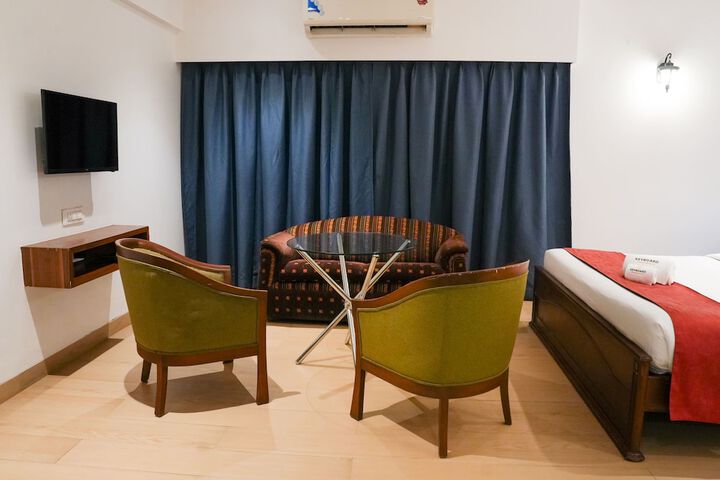Room 36 of 114