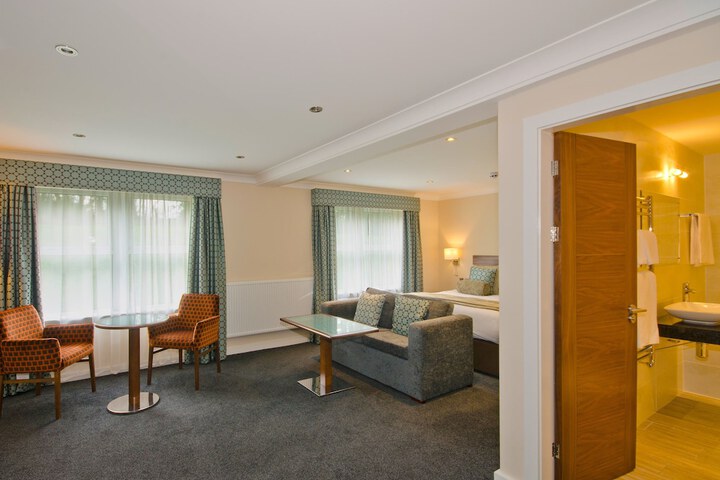 Room 15 of 42