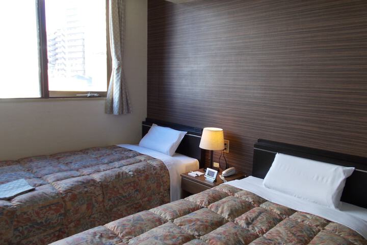 Room 7 of 44
