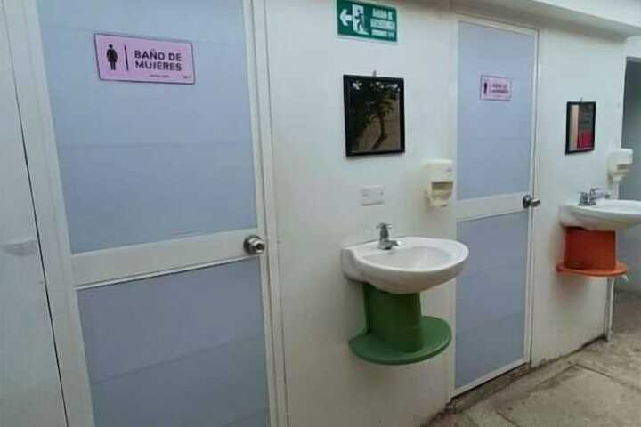 Room 16 of 25