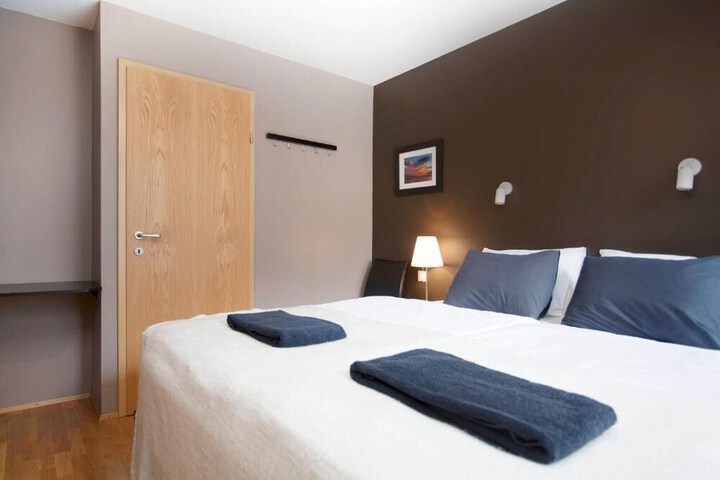 Room 4 of 59