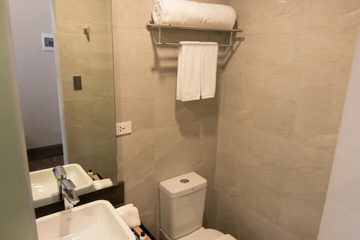 Room 20 of 37