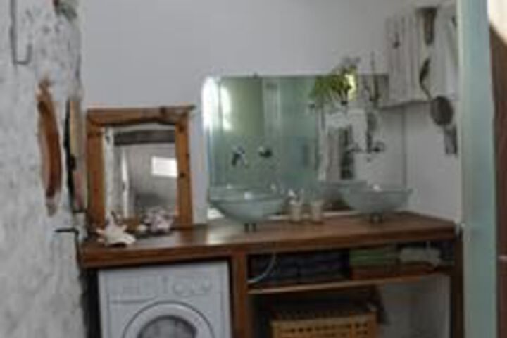 Room 2 of 15