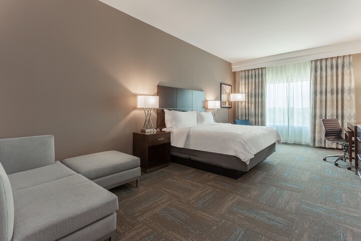 2 Queen Beds Suite (5 of 13)
