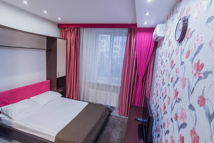 Room 16 of 29