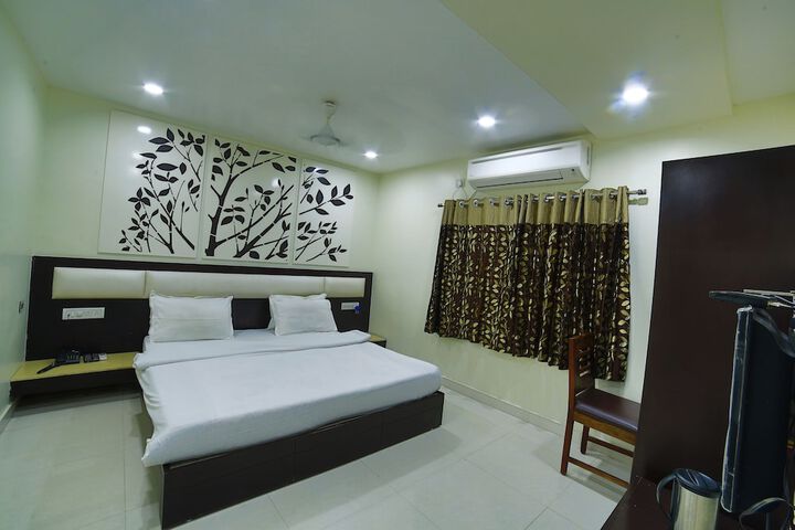 Room 5 of 35