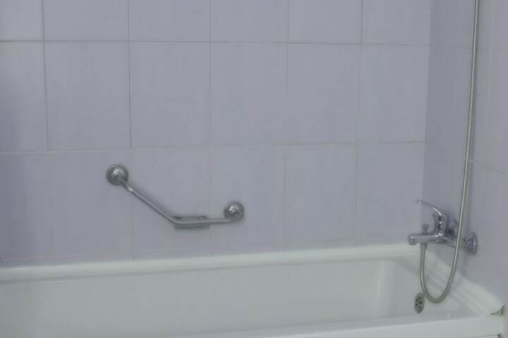 Room 8 of 41