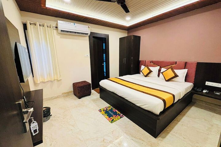Room 21 of 26