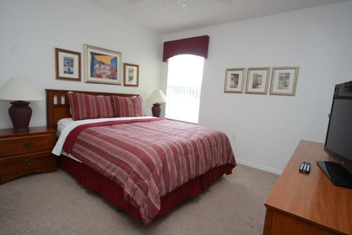 Room 2 of 26