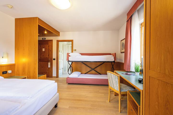 Room 39 of 110