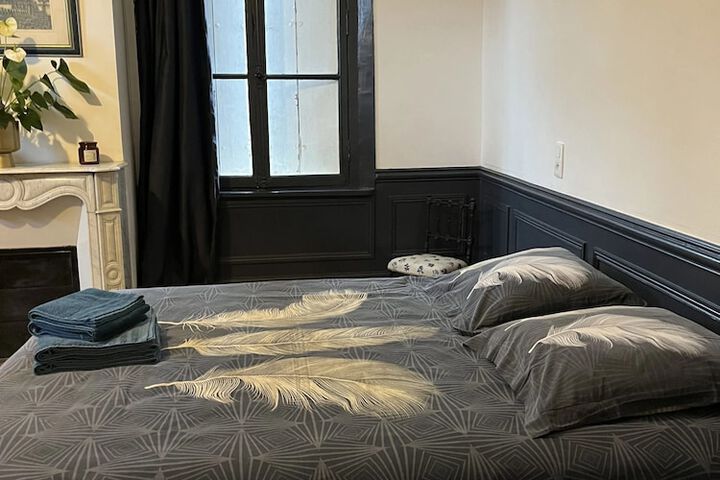 Room 2 of 42