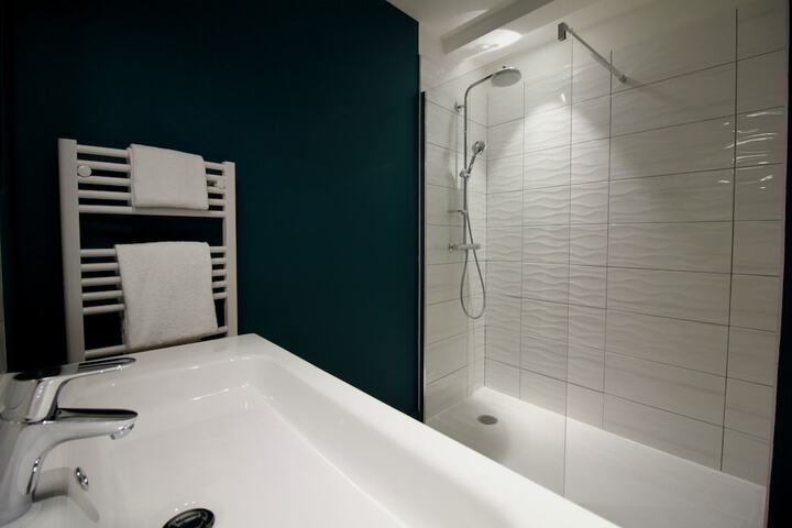 Room 20 of 31