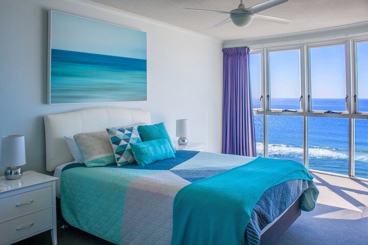 Room 4 of 37