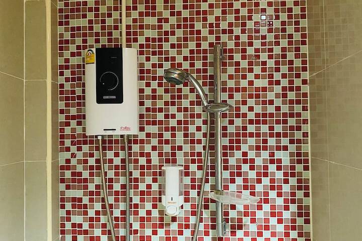 Room 10 of 137