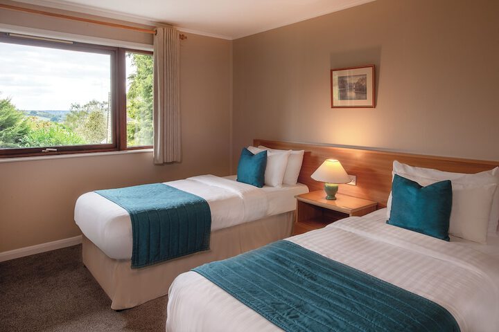 Room 10 of 72