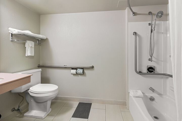 Room 30 of 54