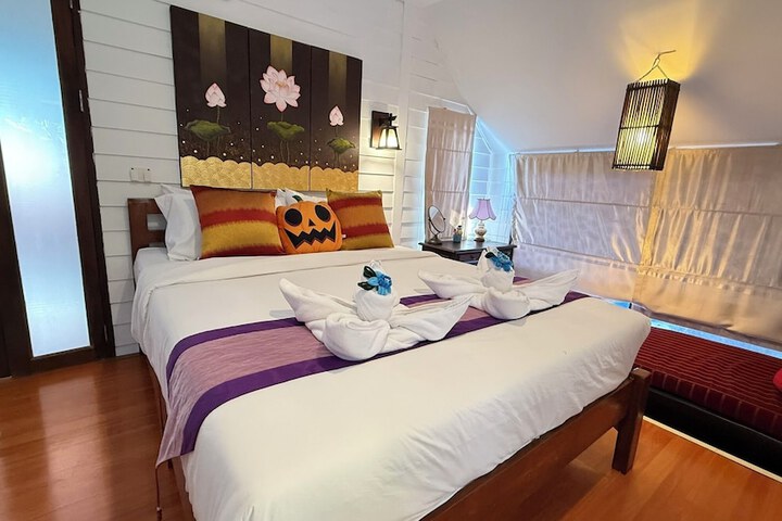 Room 12 of 73