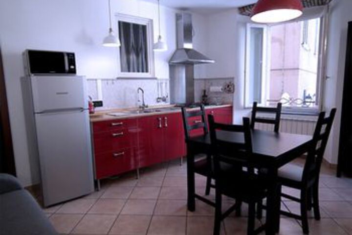 Room 75 of 102