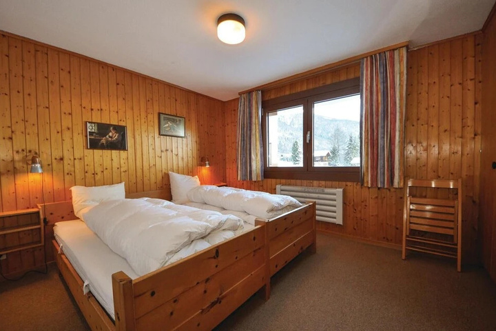 Room 3 of 15