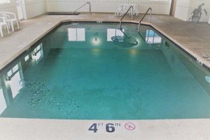 Pool 46 of 76